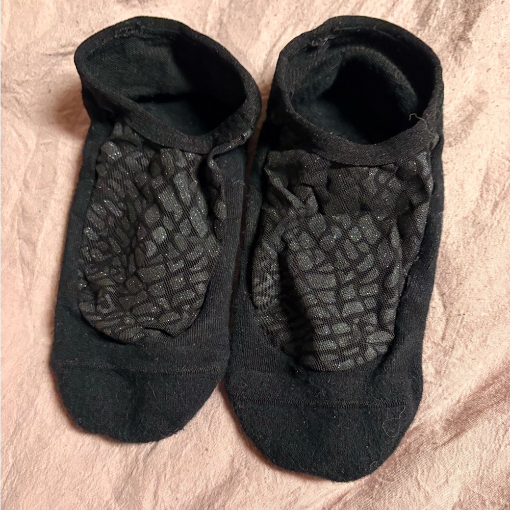 EUC Pure Barre grip socks